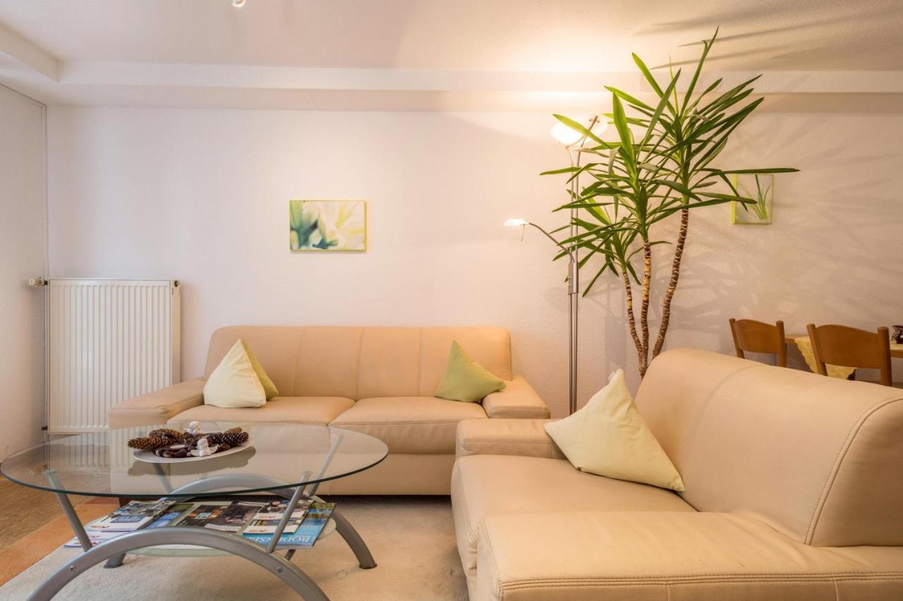 Ferienwohnung Im Alten Forsthaus Bermatingen Exteriör bild