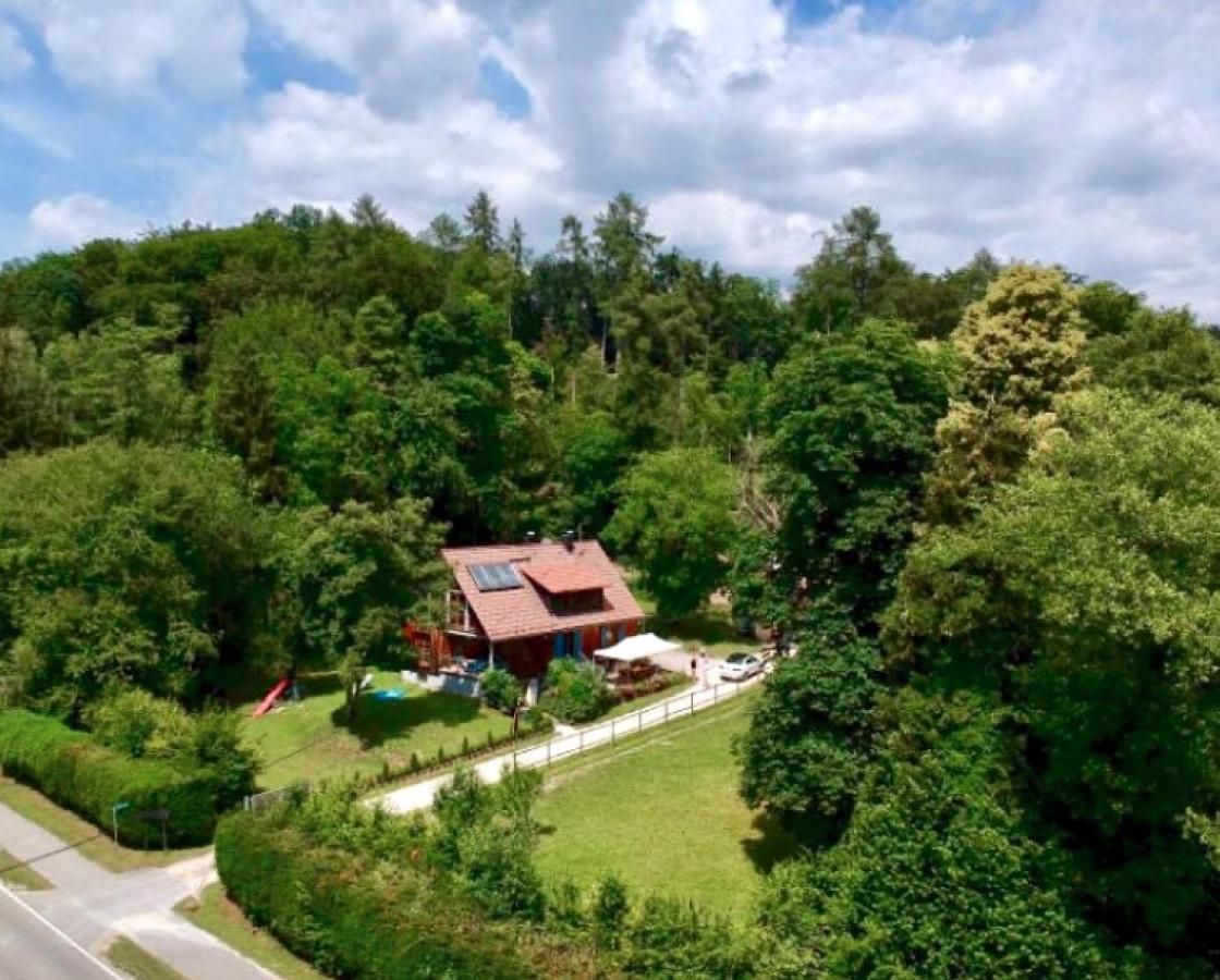 Ferienwohnung Im Alten Forsthaus Bermatingen Exteriör bild