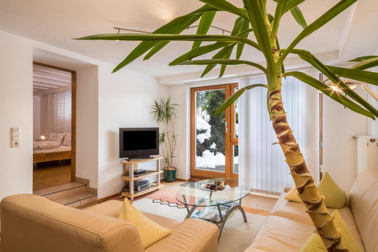 Ferienwohnung Im Alten Forsthaus Bermatingen Exteriör bild
