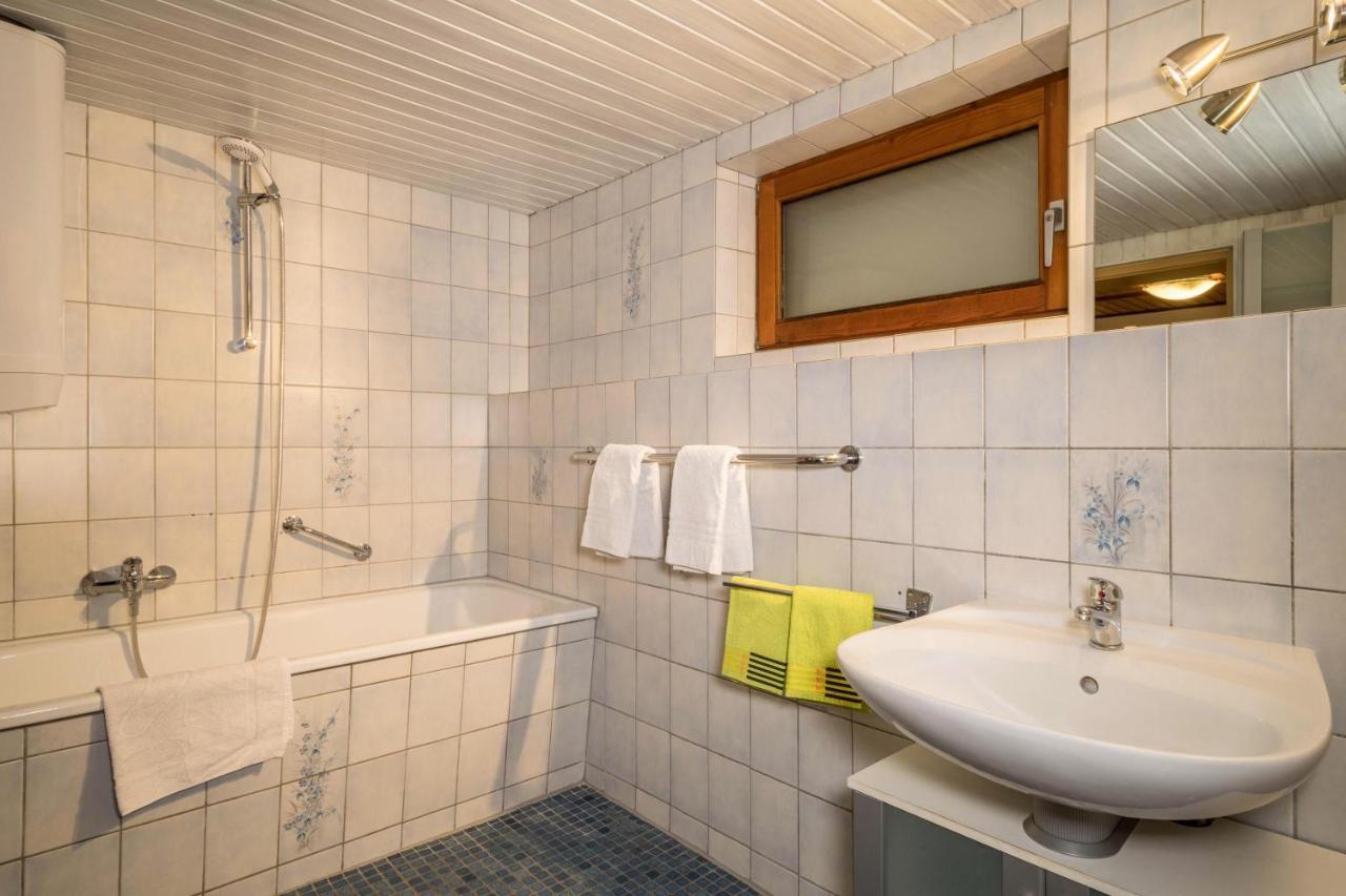 Ferienwohnung Im Alten Forsthaus Bermatingen Exteriör bild