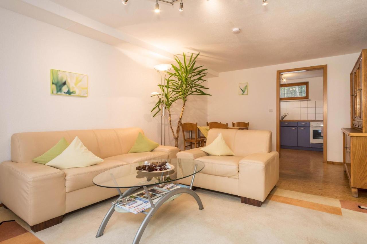 Ferienwohnung Im Alten Forsthaus Bermatingen Exteriör bild